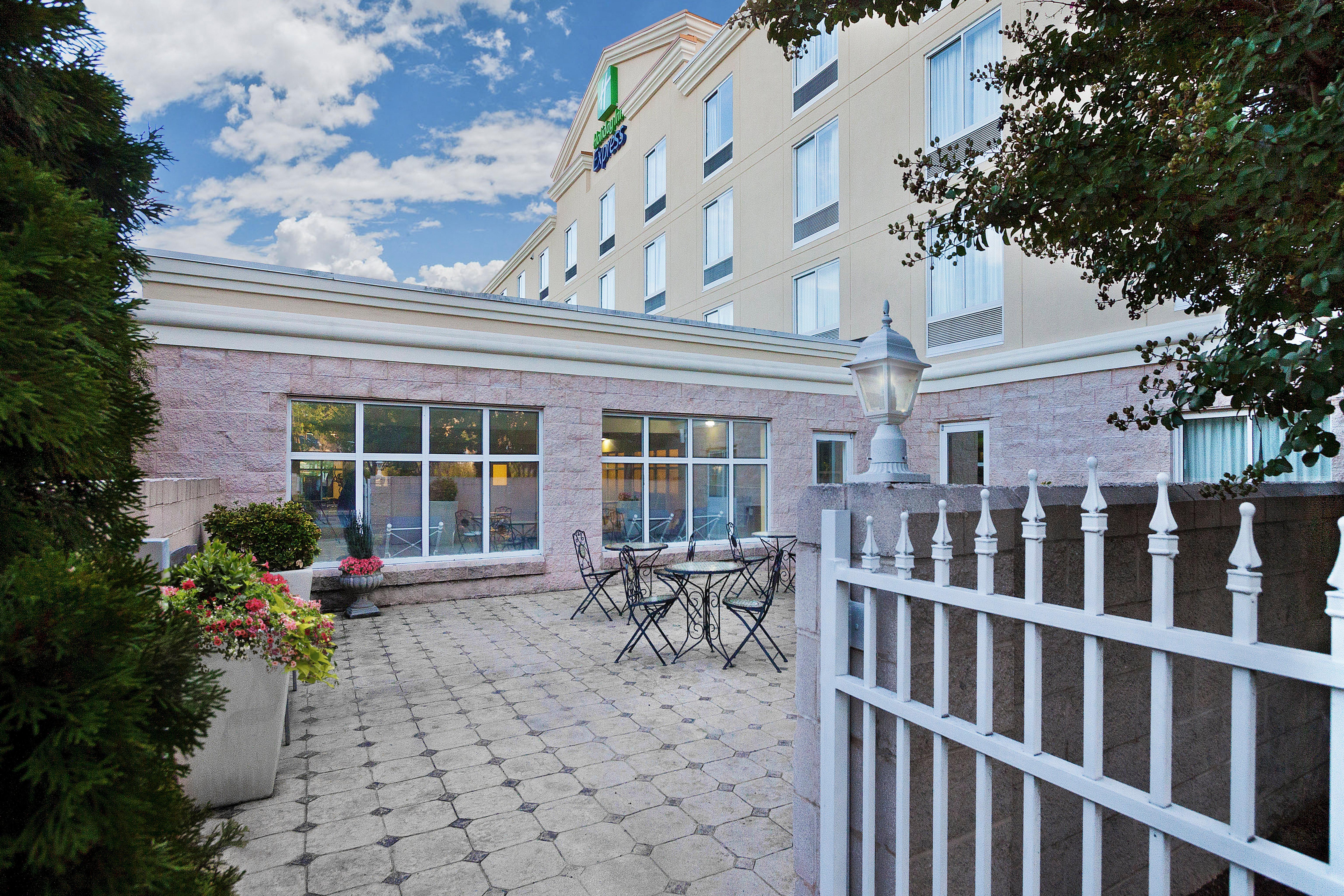 Holiday Inn Express Hotel & Suites - Concord By Ihg Kannapolis Exterior foto